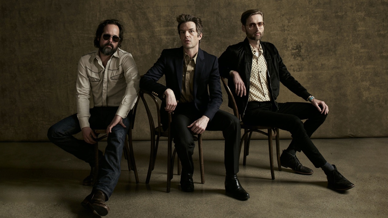 Himne Indie-Rock Abad ke-21 The Killers: Analisis Riff Arpeggio Ikonik 'Mr. Brightside' dan Gelora 'Bones'