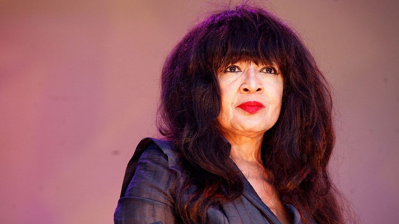 Header Banner Ronnie Spector