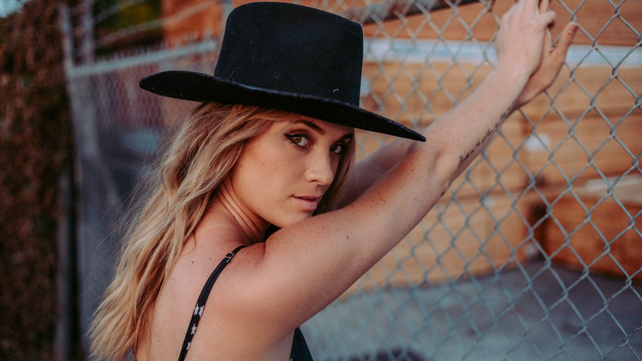 Sophia Scott — Photo