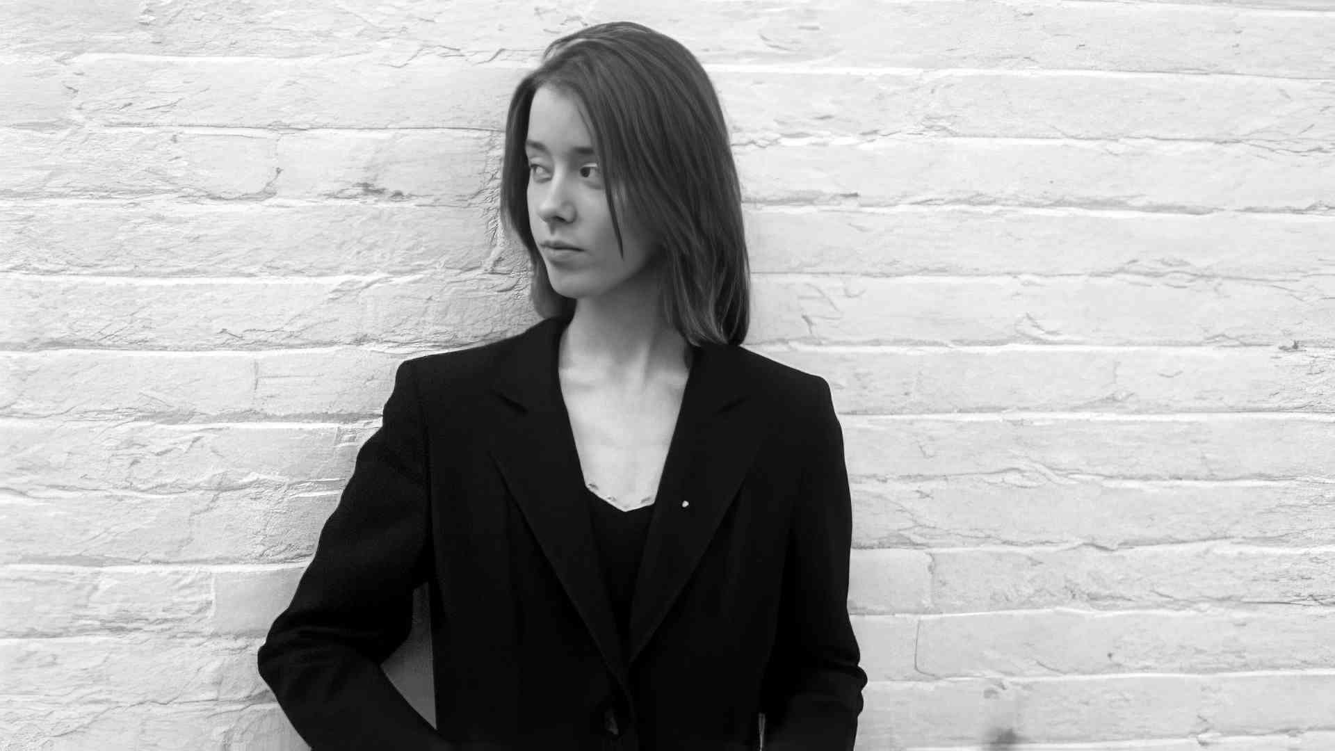 Header Banner Suzanne Vega