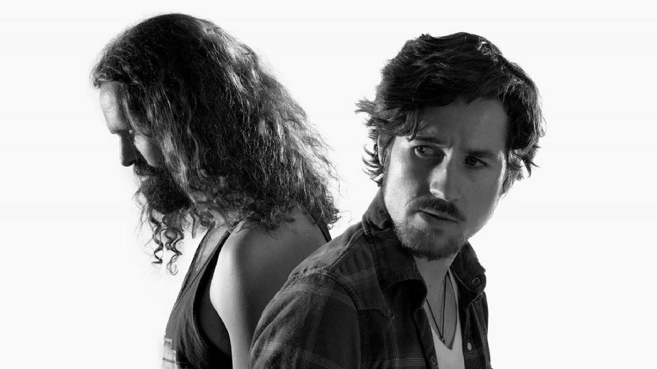 Header Banner Black Pistol Fire