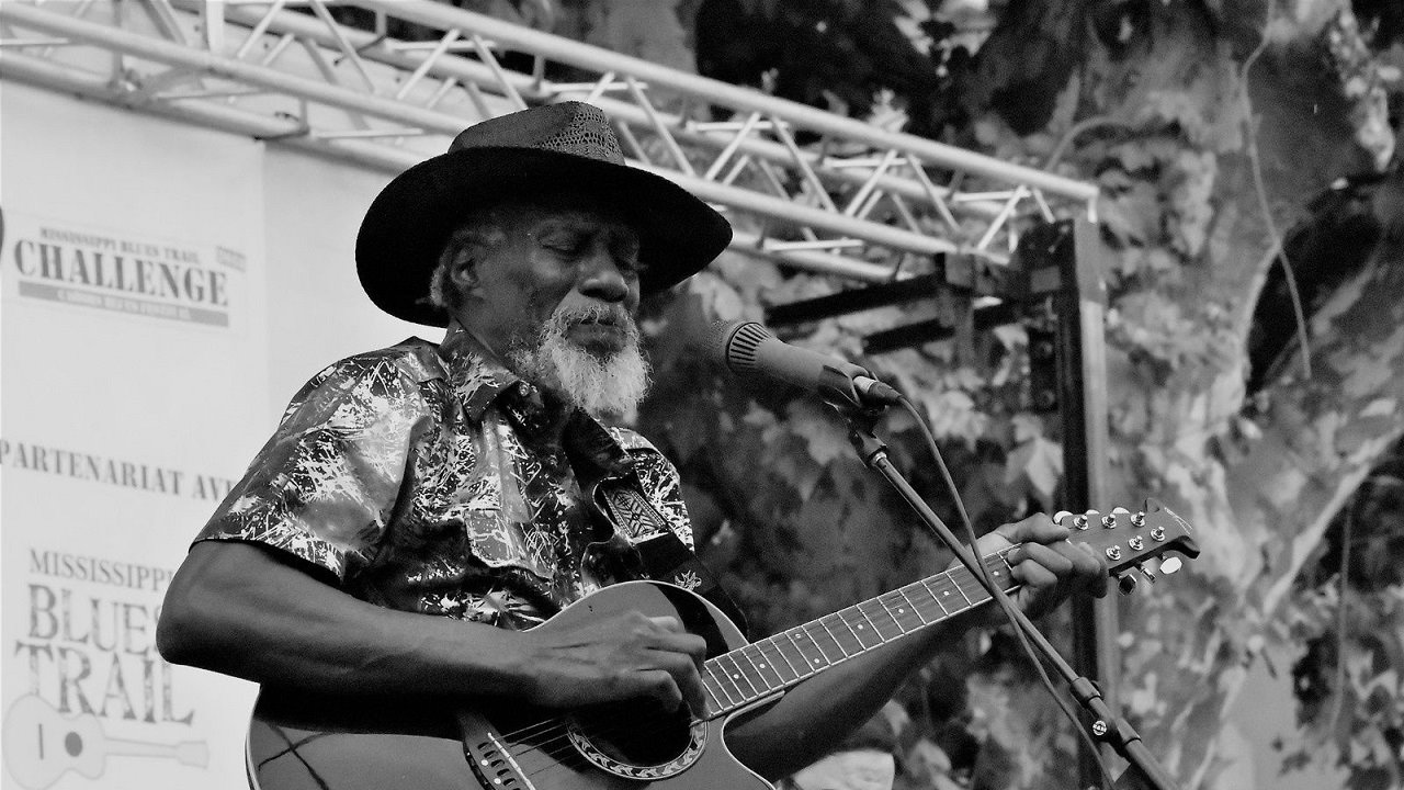 Robert Finley — Photo