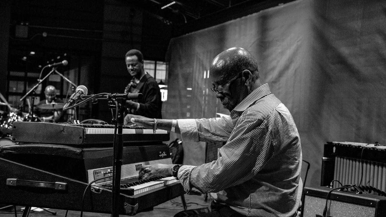 Hailu Mergia — Photo
