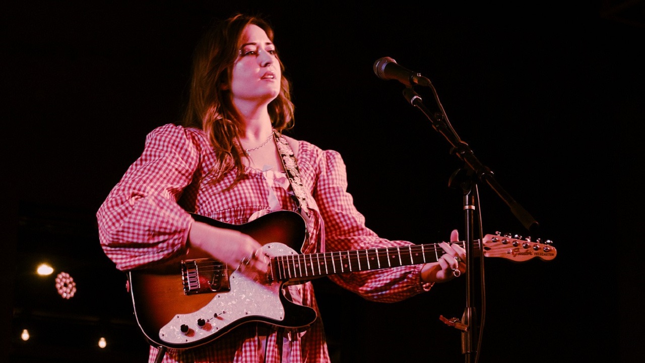 Jess Williamson — Photo