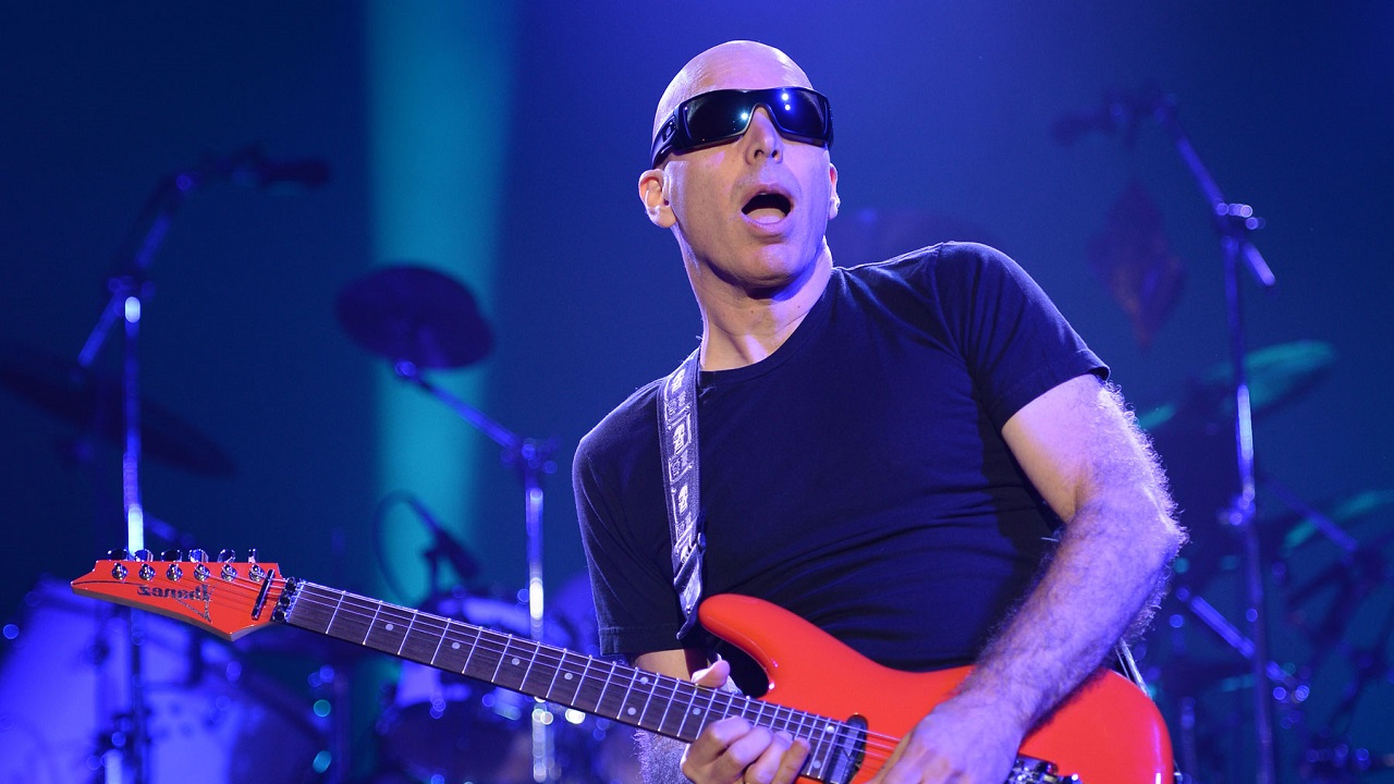 Joe Satriani — Photo