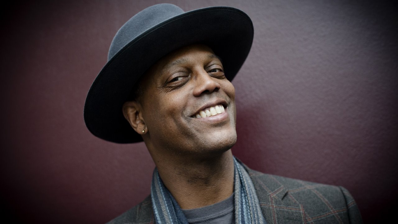 Eric Bibb — Photo · promo