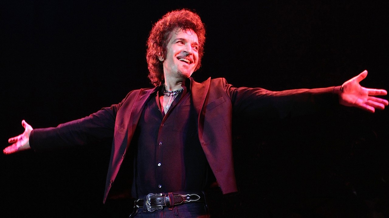 Header Banner Gino Vannelli