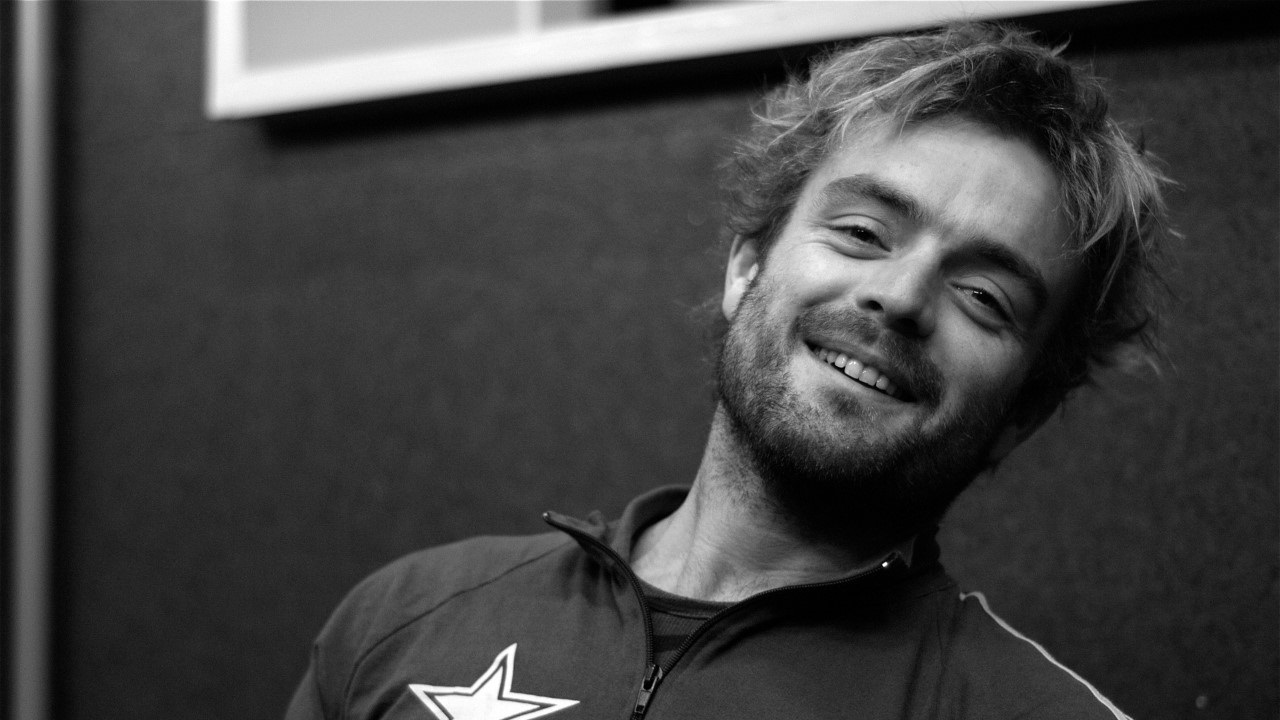 Header Banner Xavier Rudd