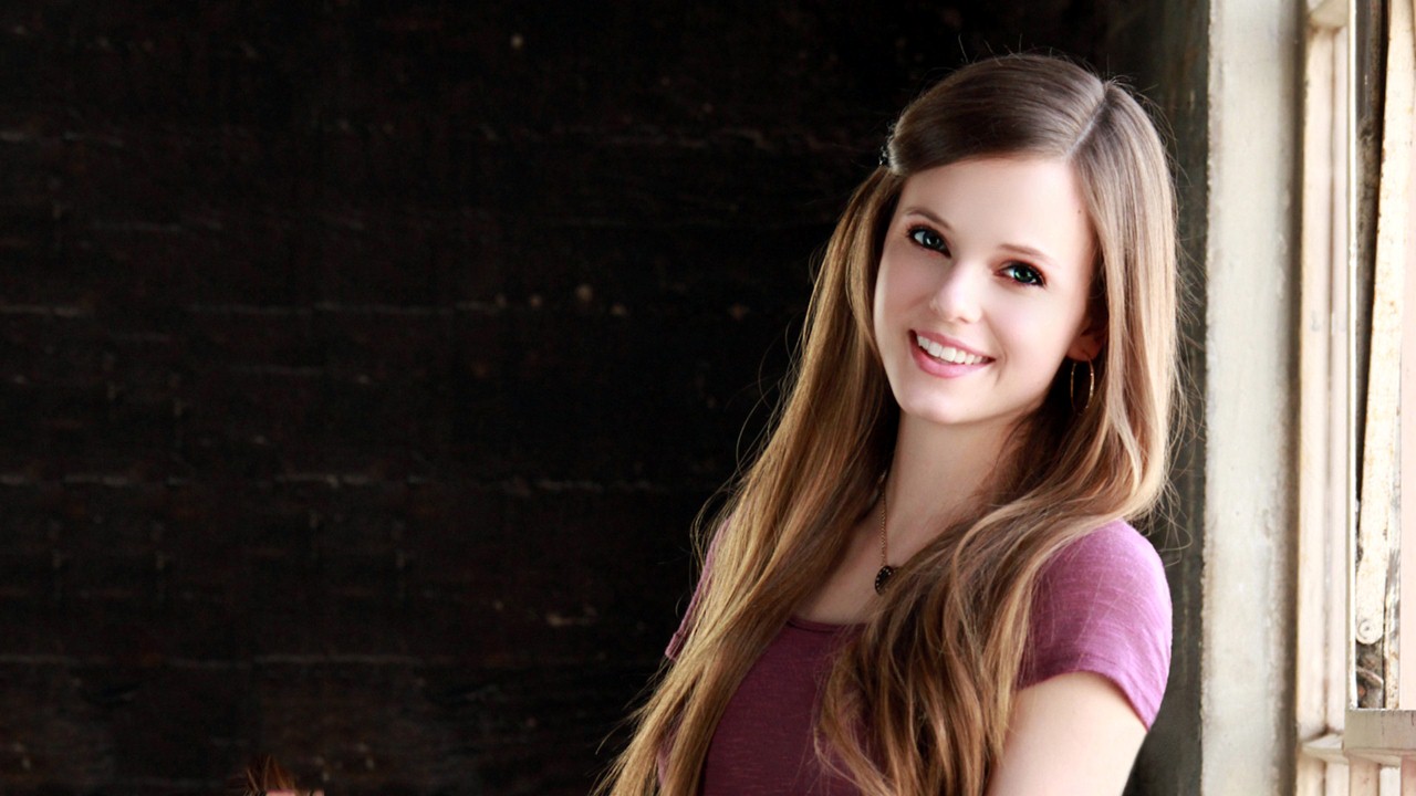 Header Banner Tiffany Alvord