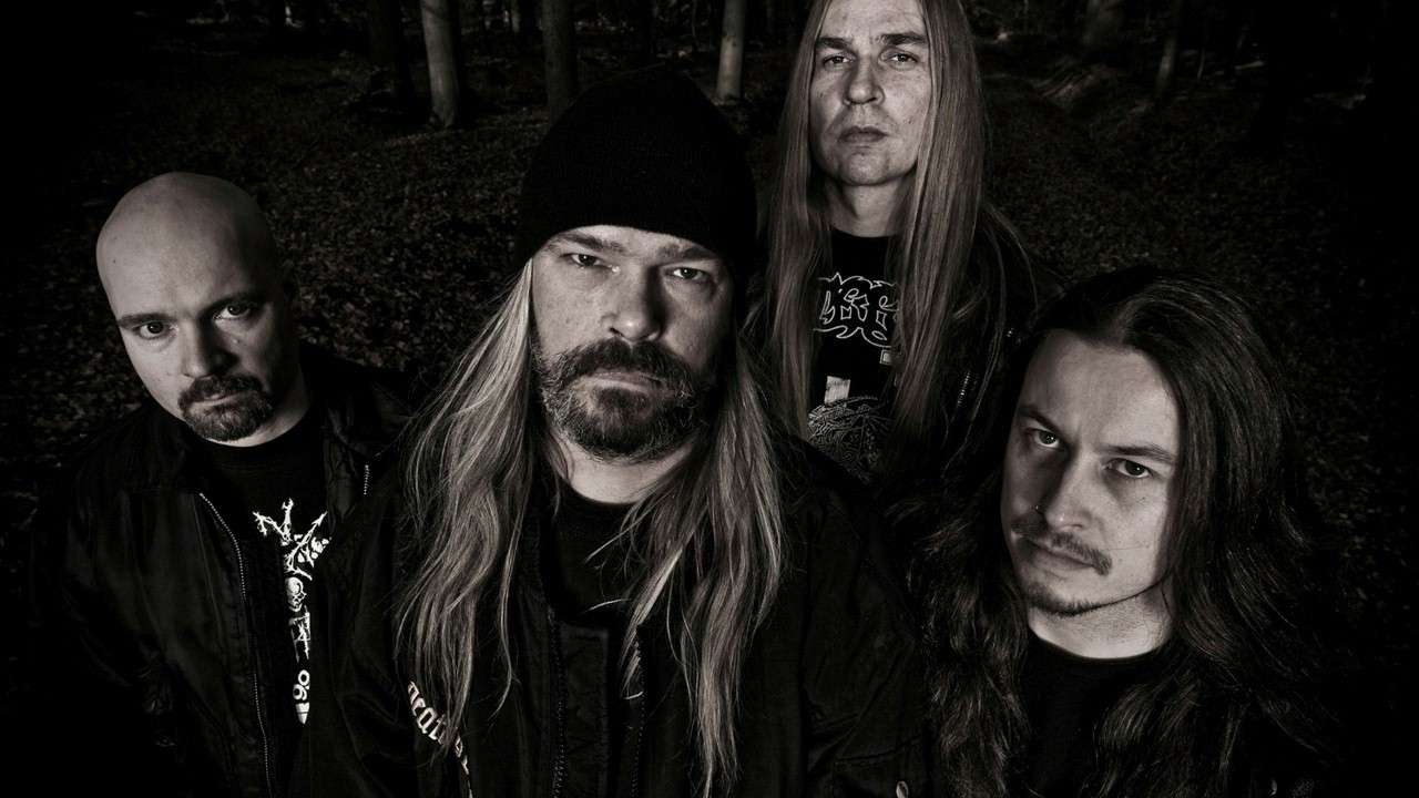 Asphyx — Photo