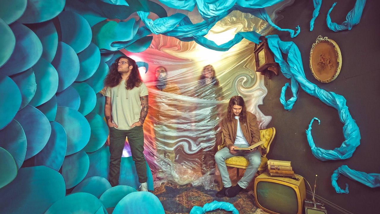 Astronoid — Photo