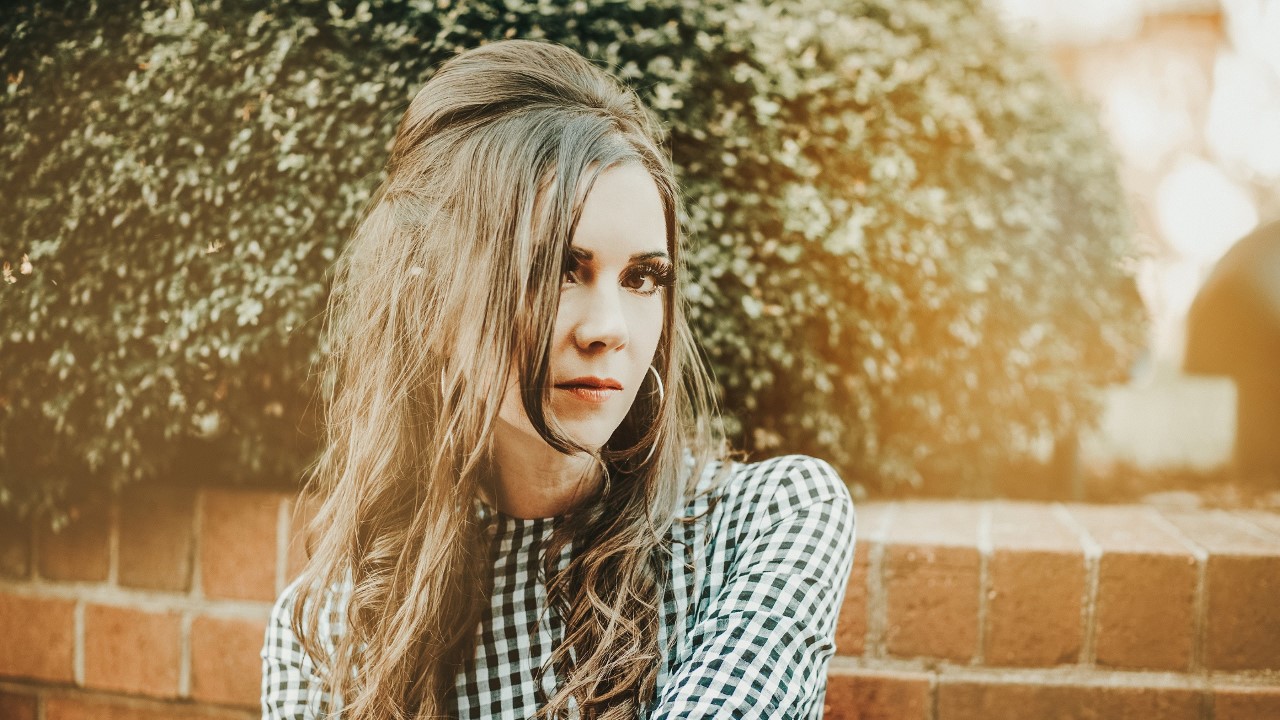 Karen Jonas — Photo