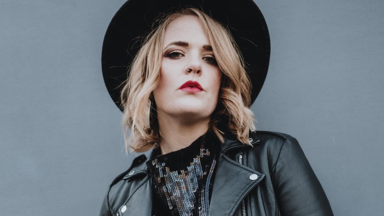 Elles Bailey — Photo