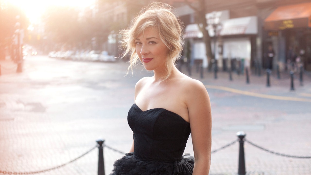 Jill Barber — Photo