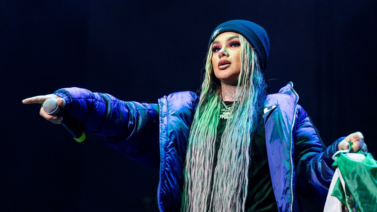 Snow tha Product — Photo