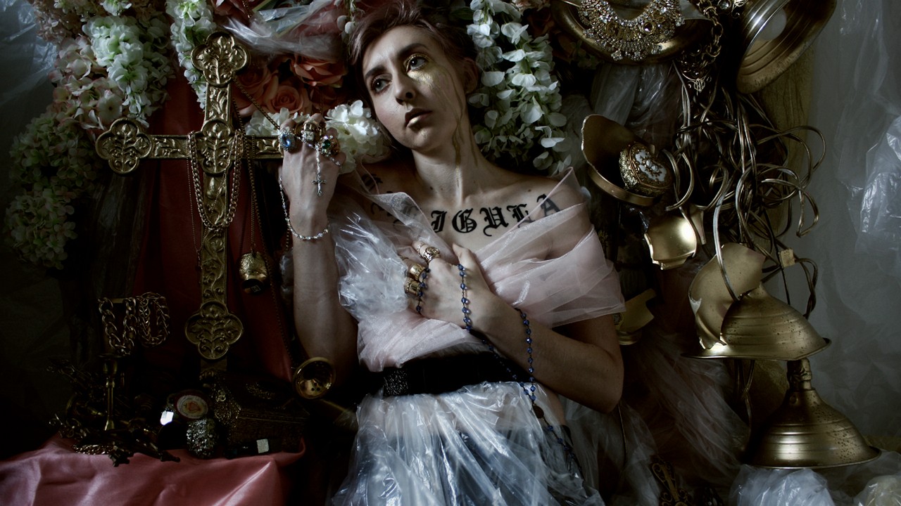 Lingua Ignota — Photo
