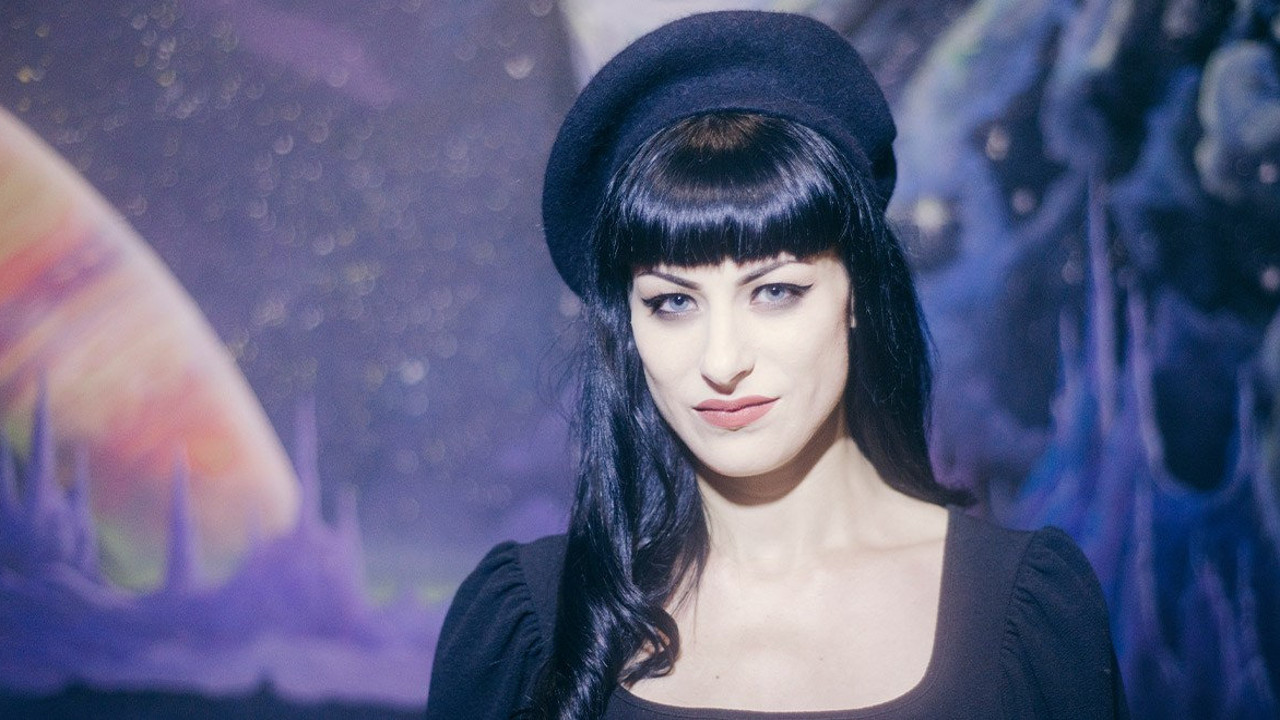 Olivia Jean — Photo