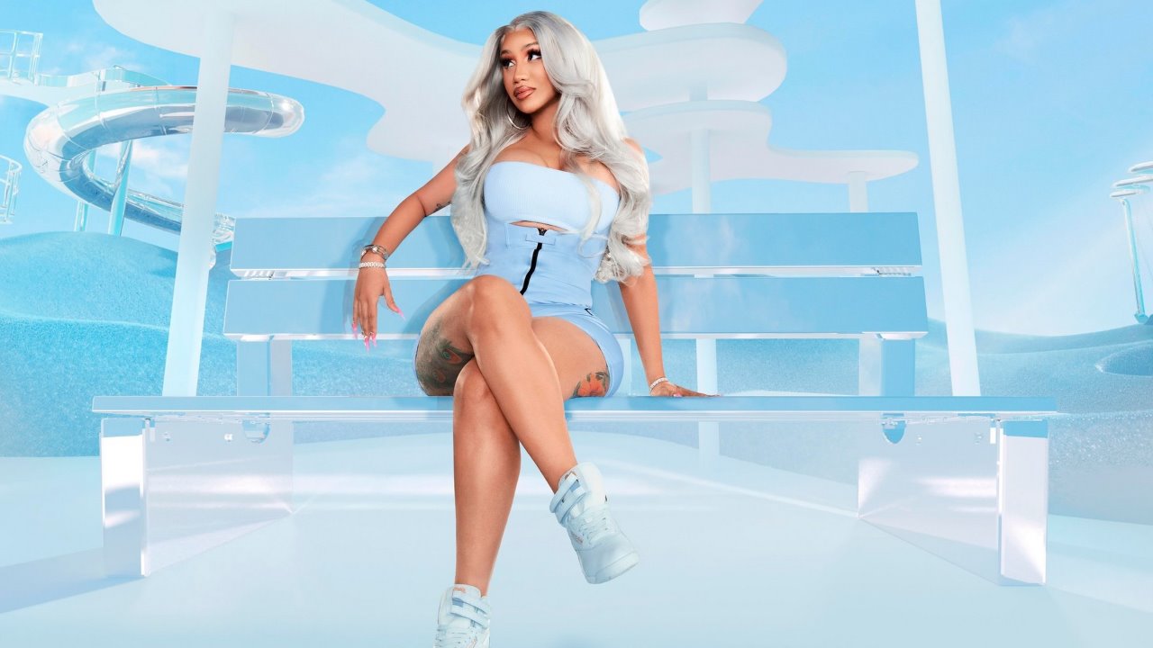 Header Banner Cardi B