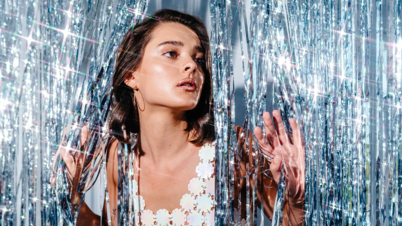 Charlotte Lawrence — Photo