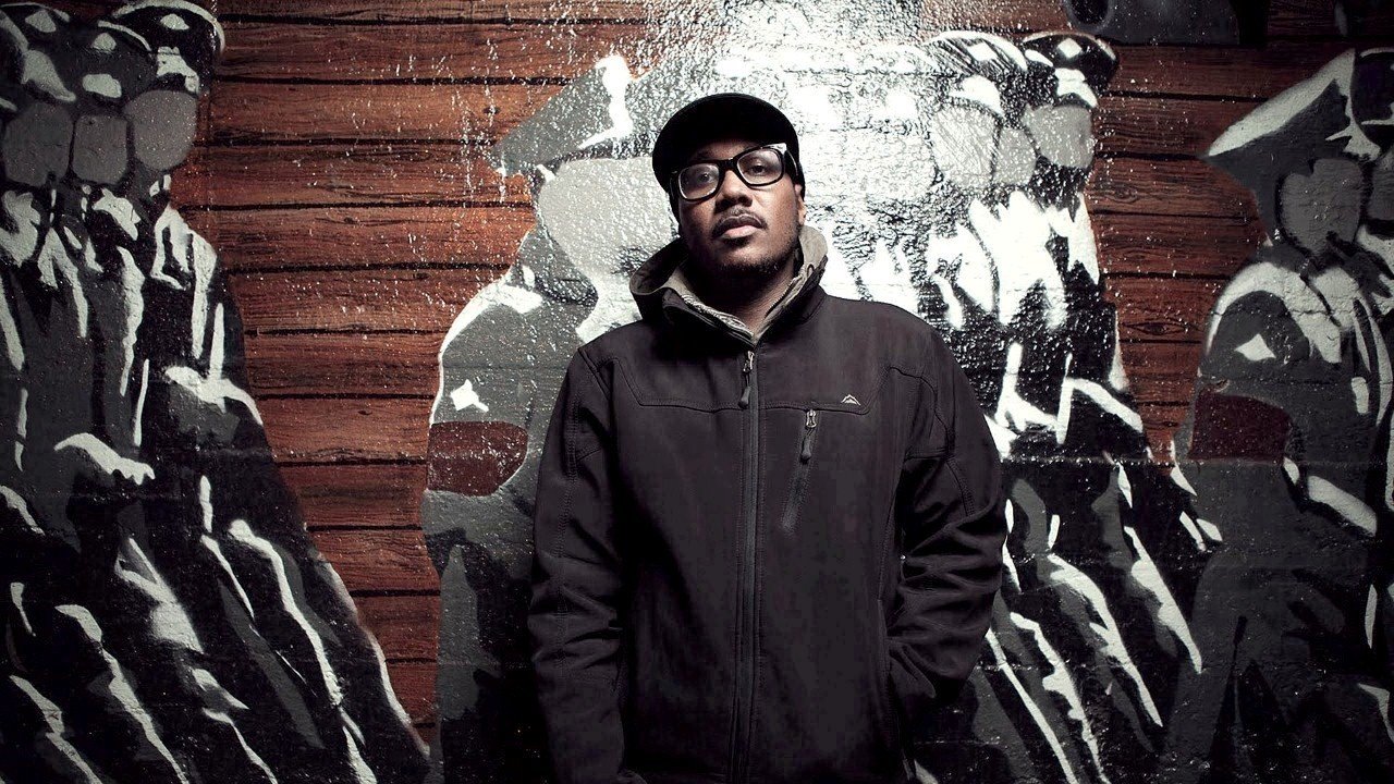 eLZhi — Photo