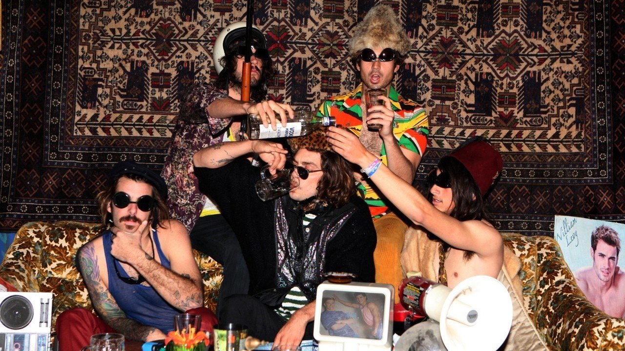 Header Banner The Growlers