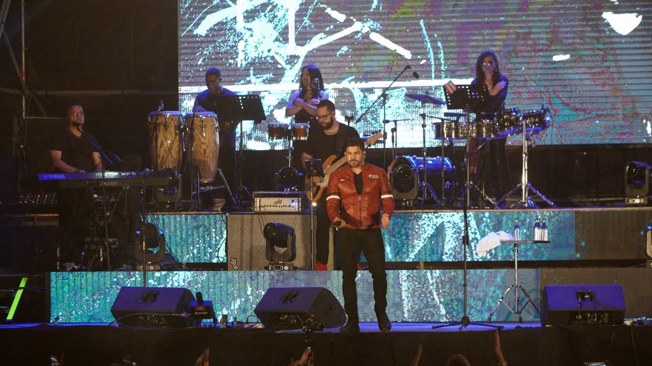 Jerry Rivera — Photo