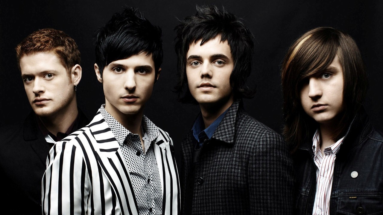 Header Banner Hot Chelle Rae
