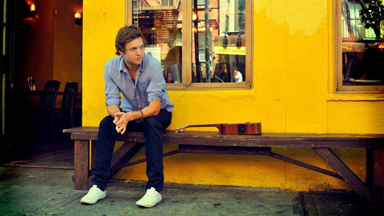 Nick Howard — Photo