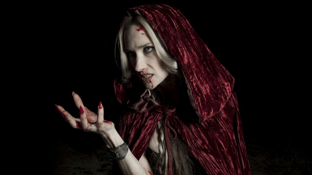 Huntress — Photo