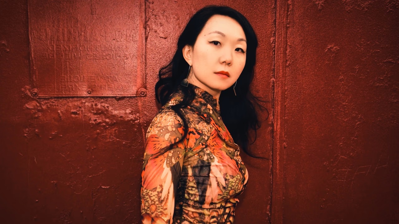 Linda May Han Oh — Photo