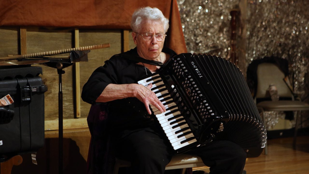 Pauline Oliveros — Photo