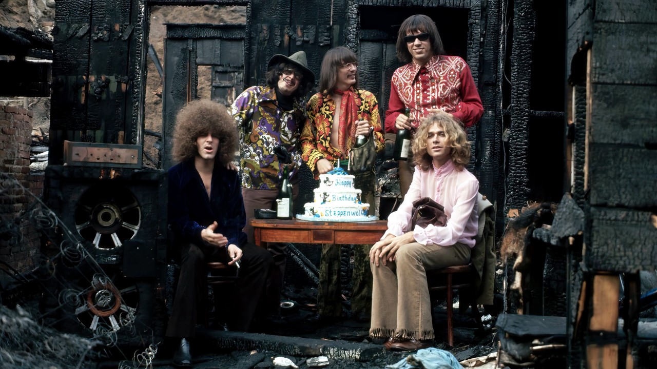 Steppenwolf — Photo