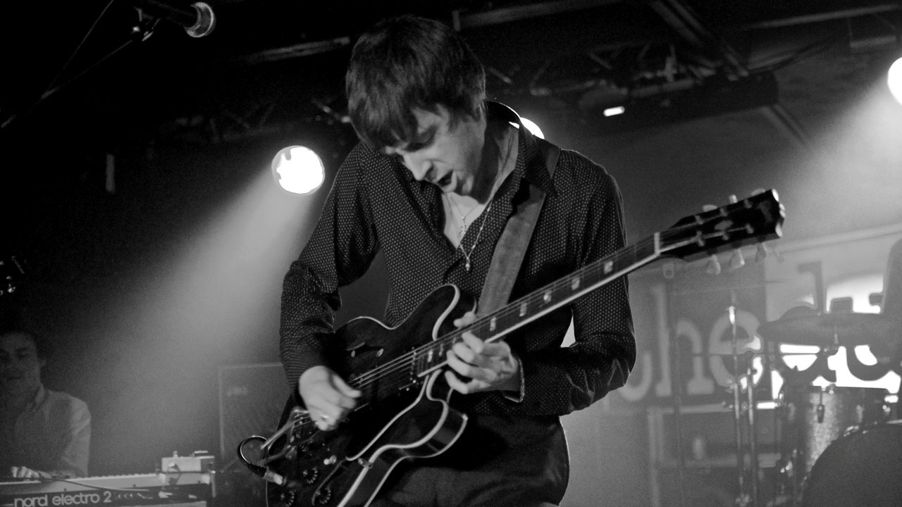 Header Banner Miles Kane