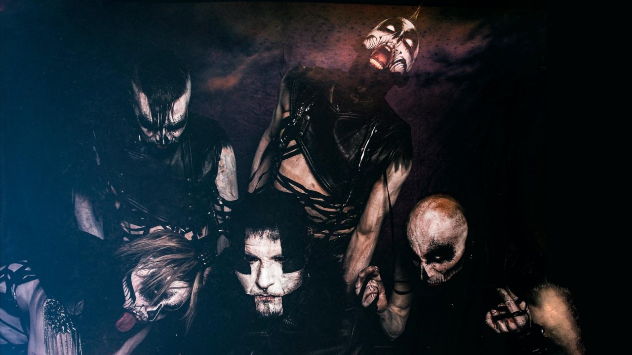 Killus β Photo