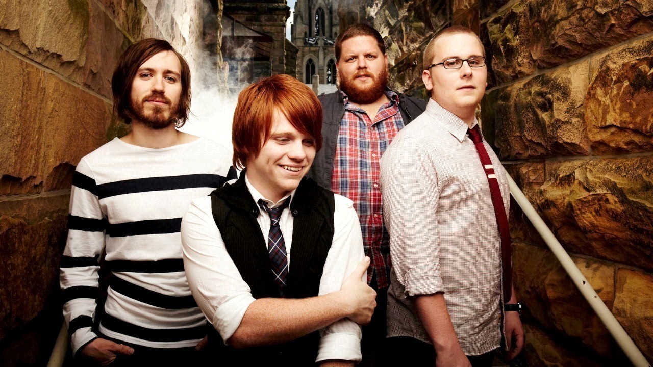 Header Banner Leeland