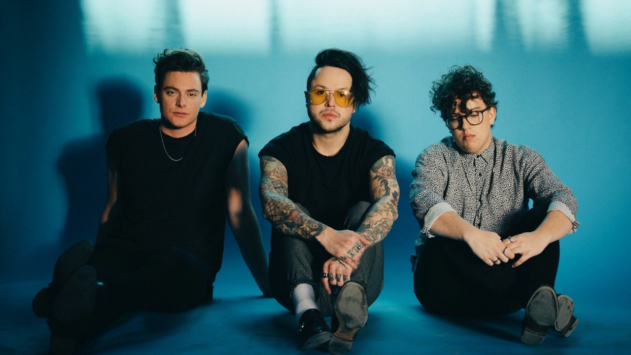 lovelytheband