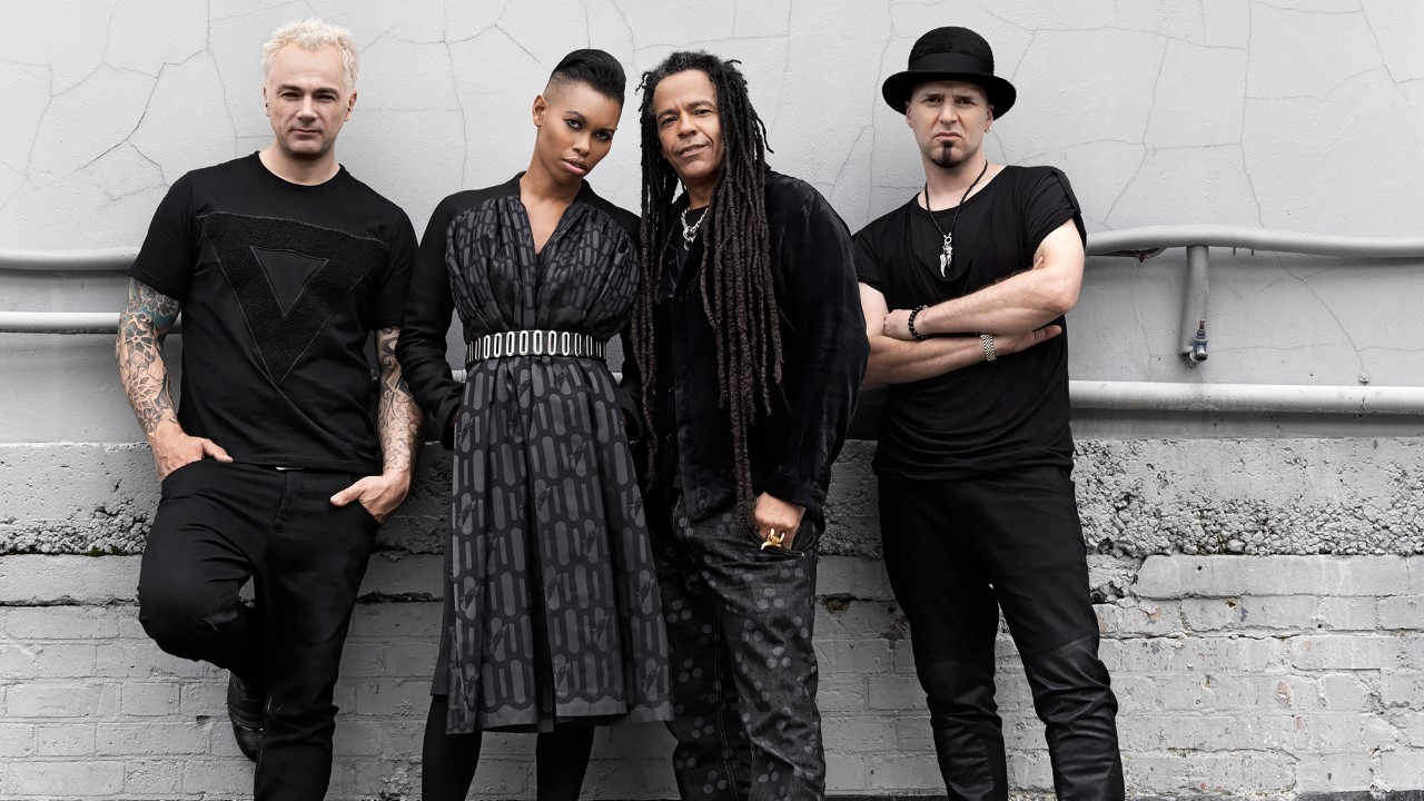 Header Banner Skunk Anansie