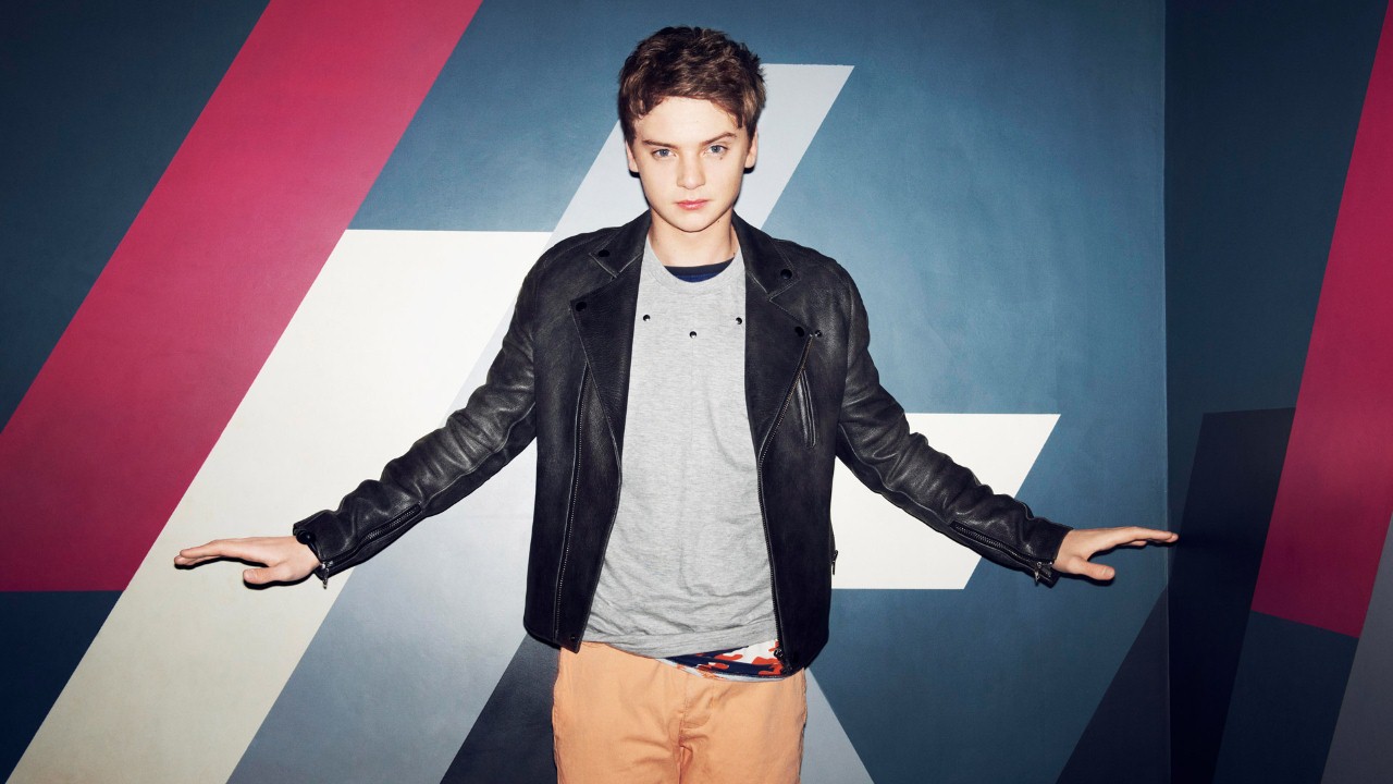 Header Banner Conor Maynard
