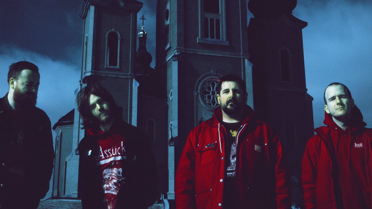 Tomb Mold