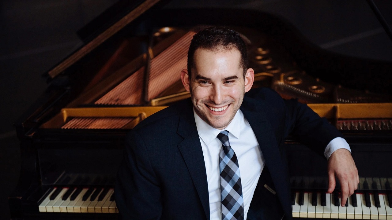Mackenzie Melemed — Photo · promo