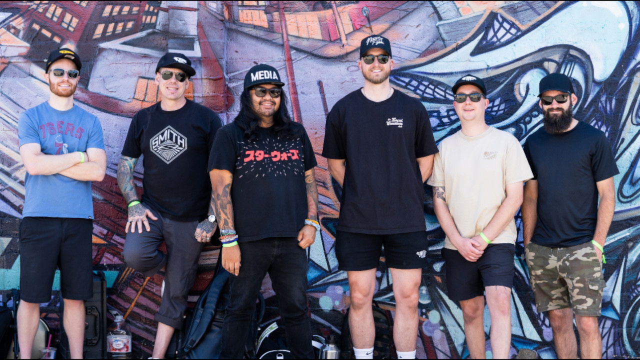 Nine to Fyah — Photo