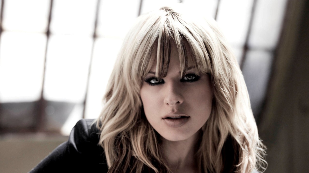 Orianthi — Photo