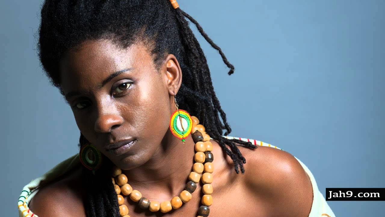 Jah9