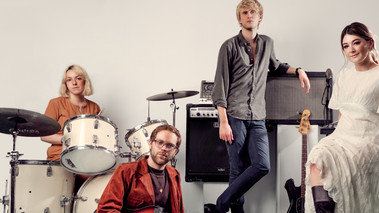 Yumi Zouma — Photo
