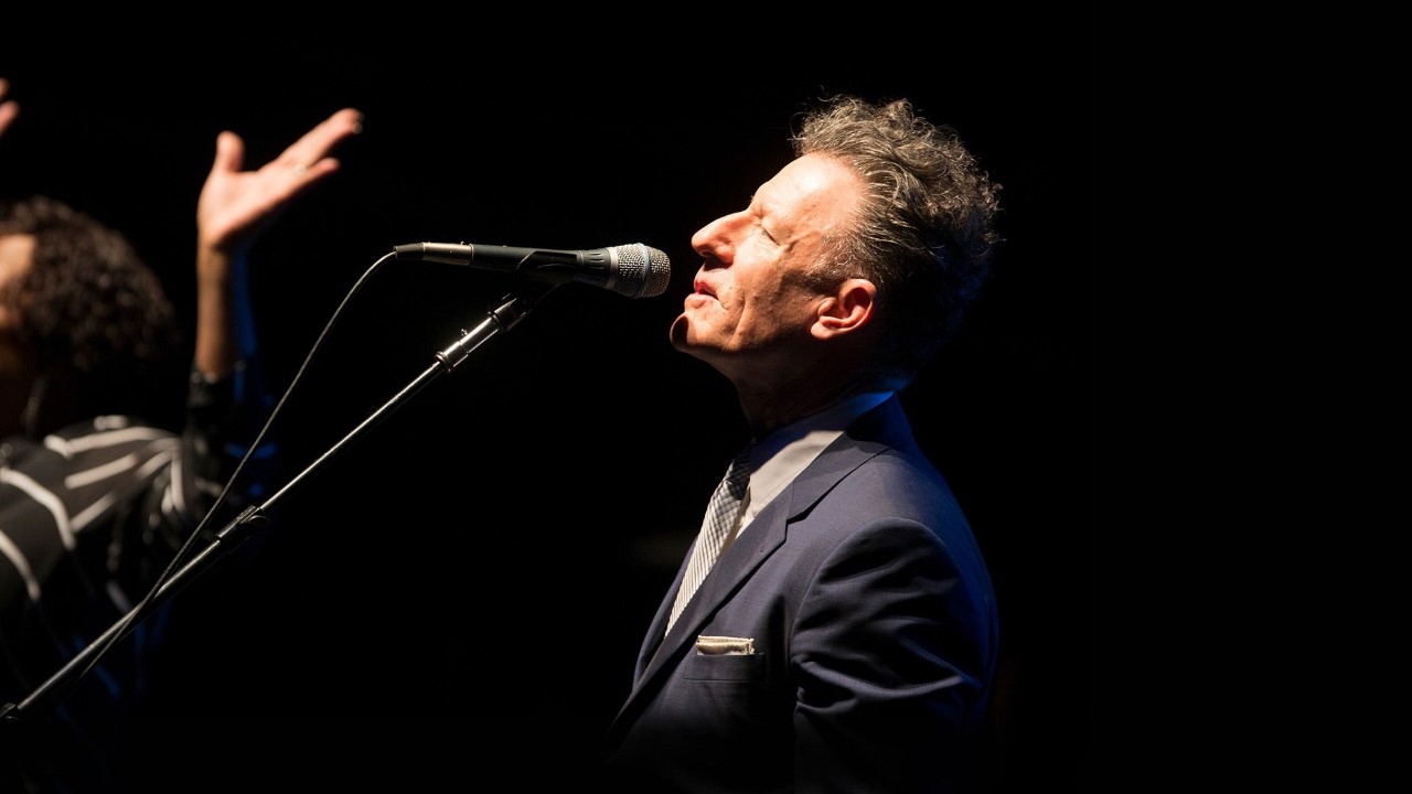 Lyle Lovett — Photo