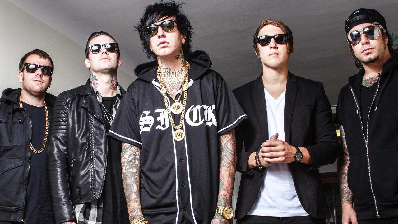 Attila — Photo