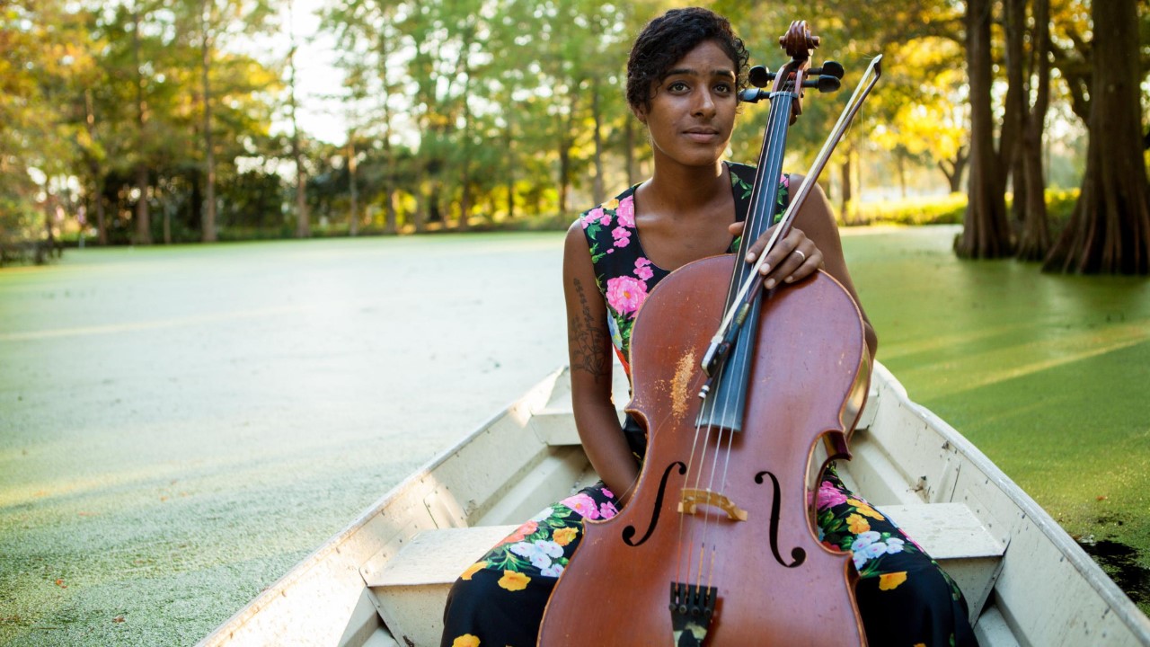 Leyla McCalla — Photo