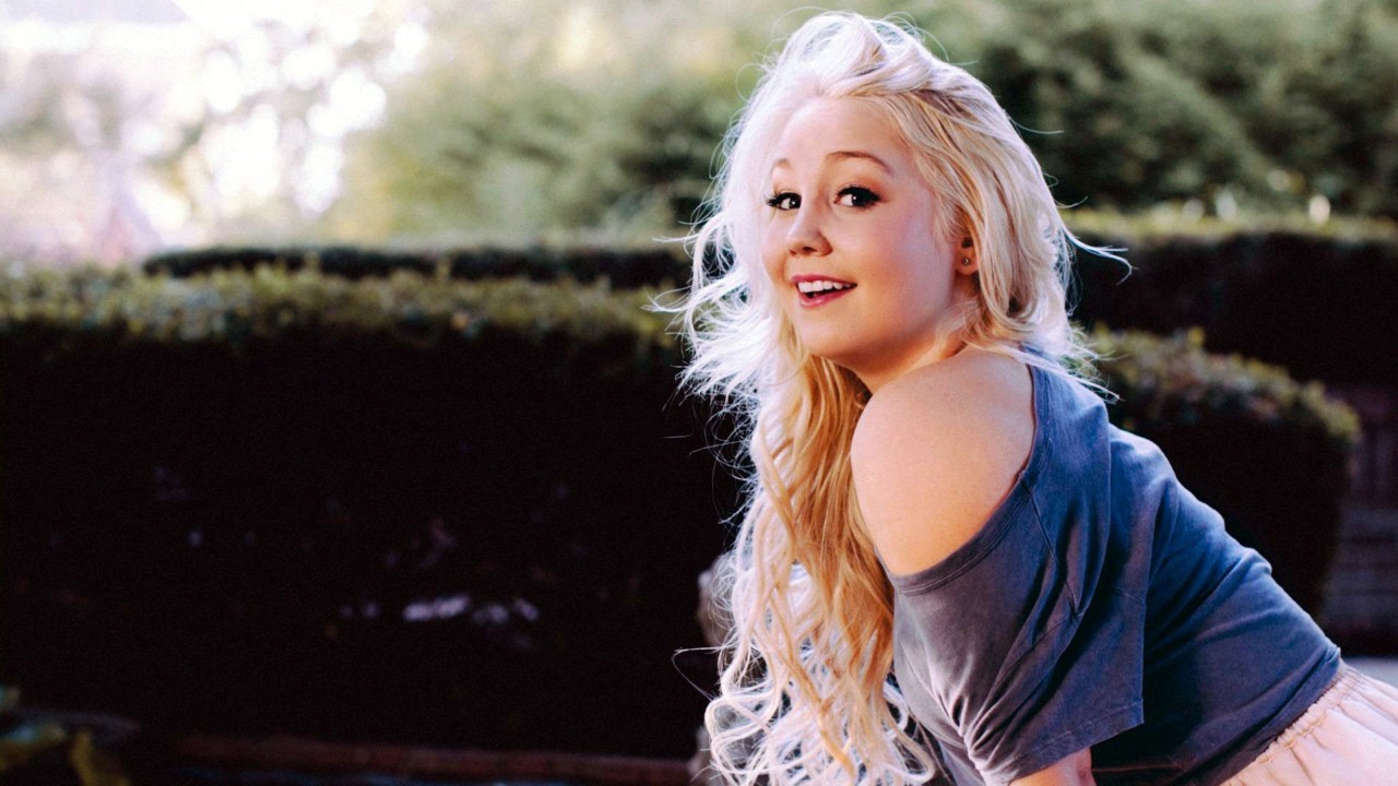 RaeLynn — Photo