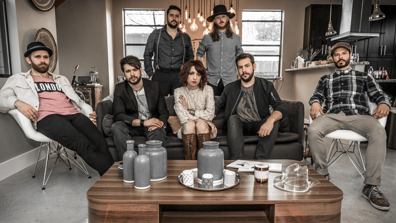 Sister Sparrow & The Dirty Birds — Photo