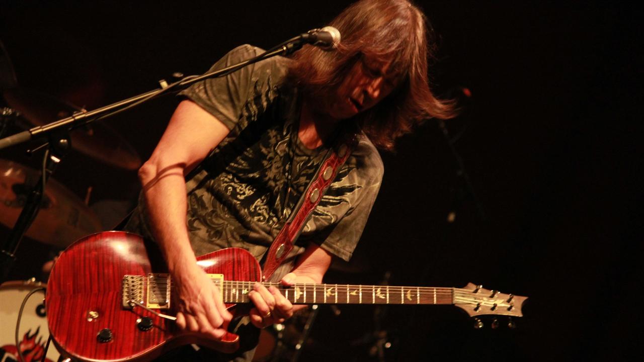 Pat Travers — Photo